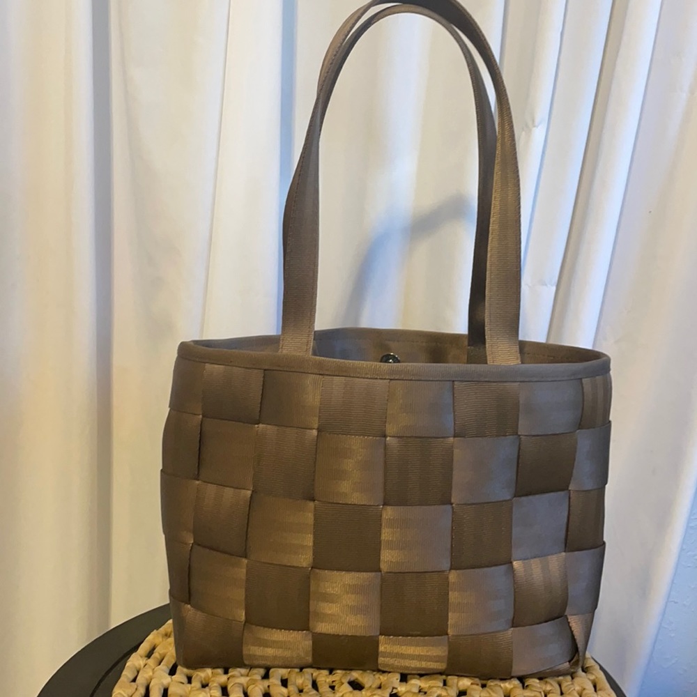 Harvey’s Seatbelt Tote Bag